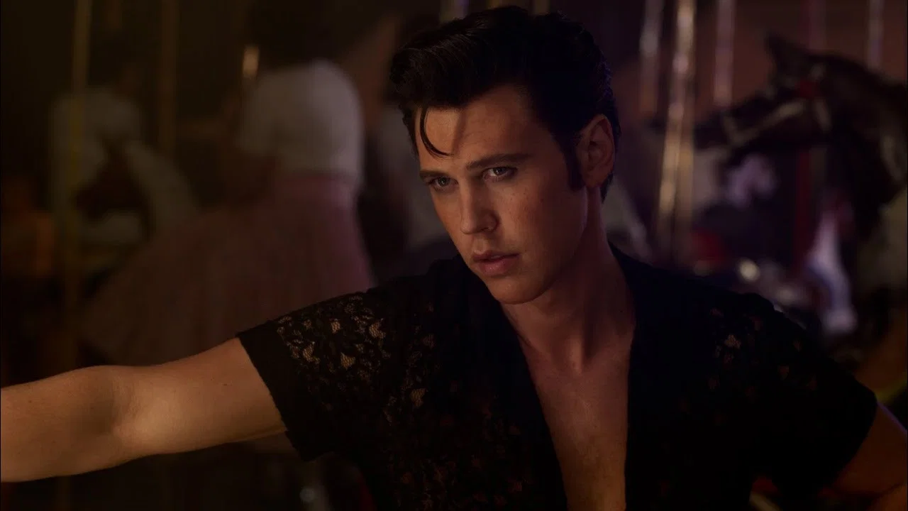 Still 5 from Elvis
