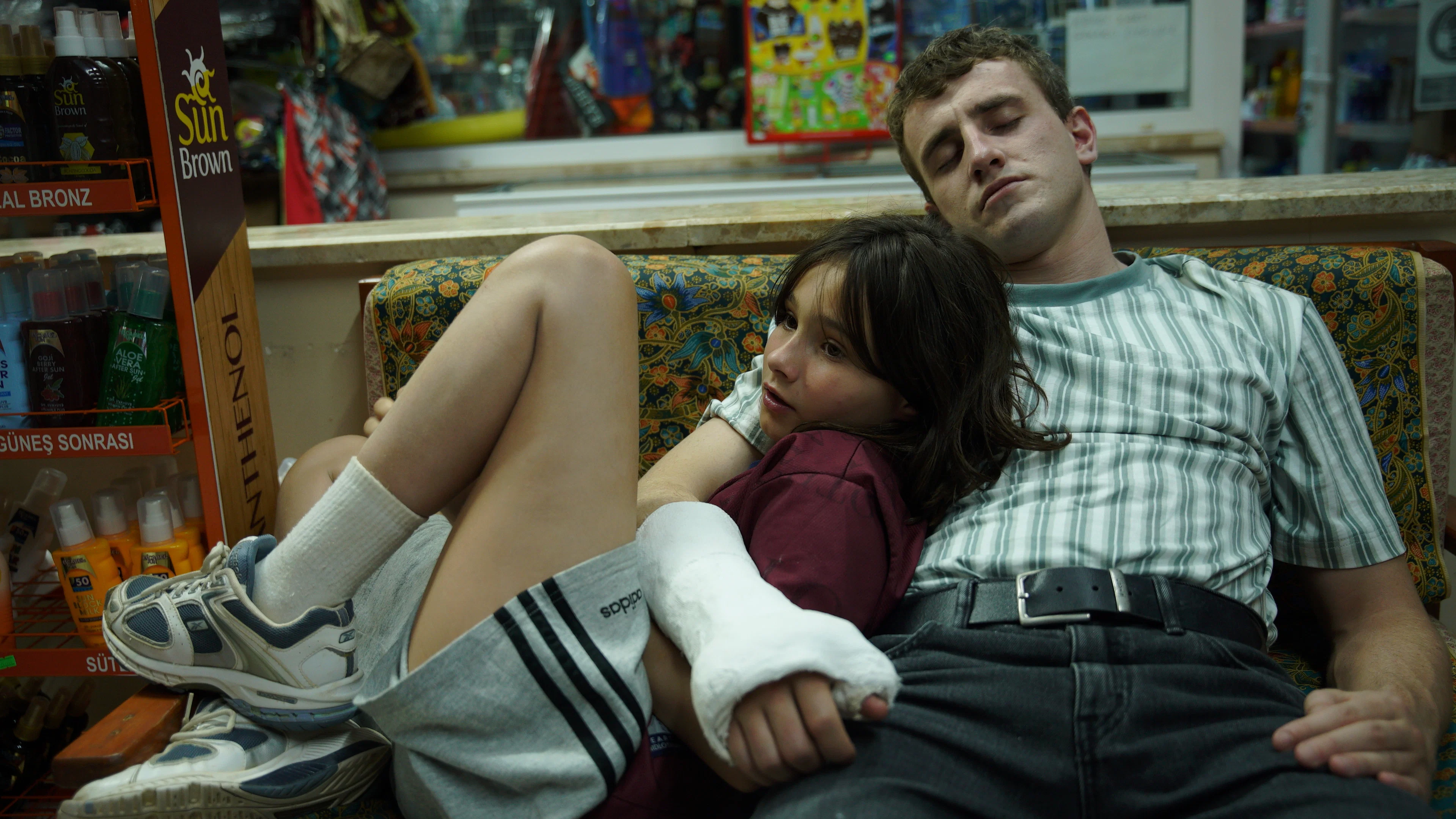 Still 4 from Aftersun