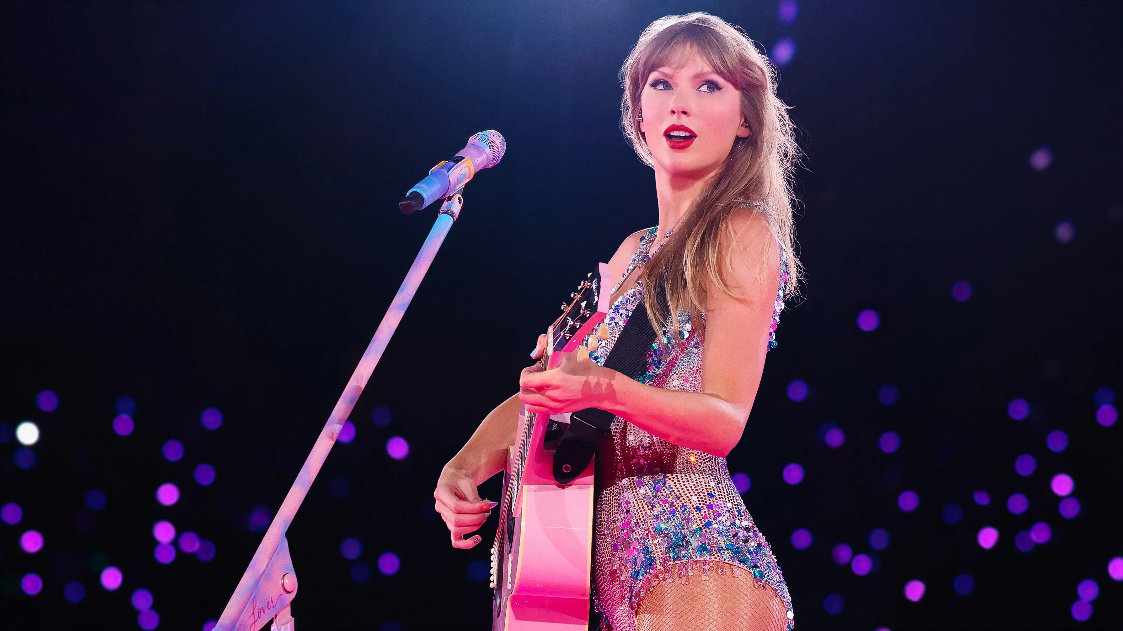 Still 3 from TAYLOR SWIFT | THE ERAS TOUR